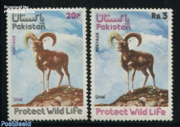 Pakistan 1975 Protected Animals 2v, Mint NH, Nature - Animals (others & Mixed) - Pakistán