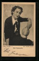 AK Schauspielerin Heli Finkenzeller Mit Wein, Original Autograph  - Schauspieler