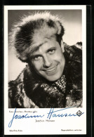 AK Schauspieler Joachim Hansen In Pelzmantel Porträtiert, Original Autograph  - Acteurs