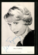 AK Schauspielerin Wera Frydtberg Im Portrait, Original Autograph  - Acteurs