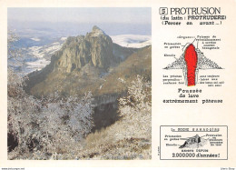 [63] IMAGE D'AUVERGNE La Roche Sanadoire (1286 M) Est Une Protrusion Construite Par Plusieurs Poussées De Lave - Sonstige & Ohne Zuordnung