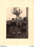 PHOTO ANCIENNE Portrait De 2 Jeunes Garçons En 1956 - 80X108 - Personnes Anonymes