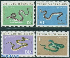 Vietnam 1970 Poisonous Snakes 4v, Mint NH - Andere & Zonder Classificatie