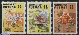 Wallis & Futuna 1979 Flowers 3v, Mint NH, Nature - Flowers & Plants - Sonstige & Ohne Zuordnung