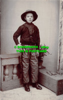 R503207 A Young Cowboy Boy With A Gun In His Hand. F. G. Christopher - Monde