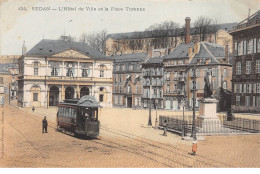 SEDAN - L'Hôtel De Ville Et La Poste Turenne - Très Bon état - Sedan