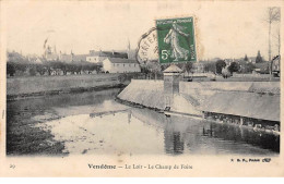 VENDOME - Le Loir - Le Champ De Foire - Très Bon état - Vendome