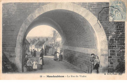 MONDOUBLEAU - La Rue Du Viaduc - Très Bon état - Other & Unclassified