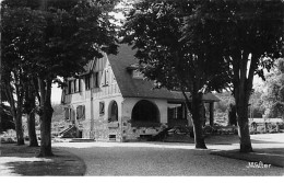 Domaine De Carentonne Par BERNAY - Très Bon état - Bernay