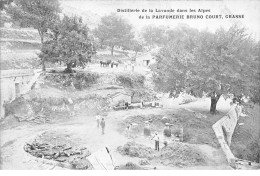 GRASSE - Distillerie De La Lavande Dans Les Alpes De La Parfumerie BRUNO COURT - Très Bon état - Grasse