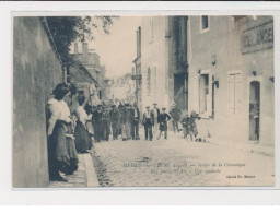 MEHUN SUR YEVRE -  Grève De La Céramique - Rue Jeanne D'Arc - Une Conduite - état - Mehun-sur-Yèvre