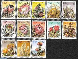 South Africa 1977 Flowers 13v, Perf.  14, Mint NH, Nature - Flowers & Plants - Ongebruikt