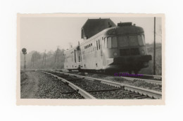 Photo 2 Autorails SNCF ABJ Renault Région Clermont Ferrand Auvergne Massif Central France Train Autorail Motrice Diesel - Trains