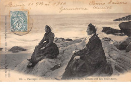 PAIMPOL - Sur Les Falaises, Attendant Les Islandais - Très Bon état - Paimpol