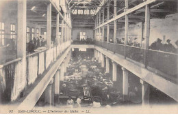 BAR LE DUC - L'Intérieur Des Halles - Très Bon état - Bar Le Duc