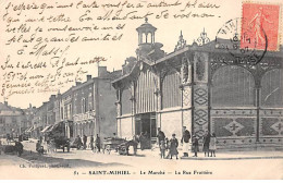 SAINT MIHIEL - Le Marché - La Rue Fruitière - Très Bon état - Saint Mihiel