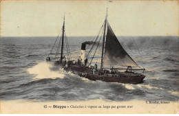 DIEPPE - Chalutier à Vapeur Au Large Par Grosse Mer - état - Dieppe
