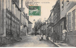 SAINT AMAND EN PUISAYE - La Grande Rue - Très Bon état - Saint-Amand-en-Puisaye