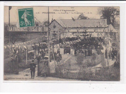 FOUGERES : Le Stand De "La Fougeraise" - état - Fougeres