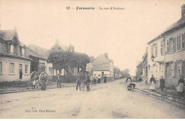 FORMERIE - La Rue D'Amiens - Très Bon état - Formerie