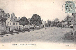 NOYON - La Place De La République - Très Bon état - Noyon