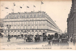 PARIS - La Place Du Palais Royal Et La Rue De Rivoli - Très Bon état - Arrondissement: 01