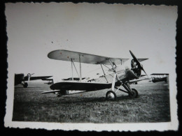 Ancienne Photo D'avion   ( Armée De L'Air -aviation Militaire ??  )  Petit Format 8,5 X 6 Cm - Aviation