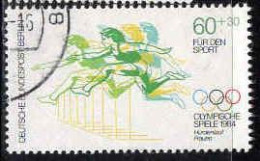 Berlin Poste Obl Yv:677 Mi:716 Course De Haies (Beau Cachet Rond) - Used Stamps