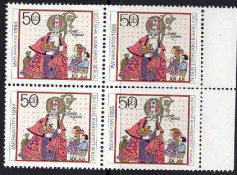 Berlin Poste N** Yv:690 Mi:729 Weihnachten Sankt Nikolaus (Bloc De 4) - Unused Stamps
