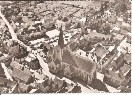 CHABRIS (36) Vue Aérienne - L'Eglise Et La Place De La Mairie En 1955  CPSM GF - Other & Unclassified