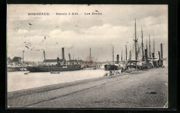 AK Bordeaux, Bassin à Flot, Les Docks  - Other & Unclassified
