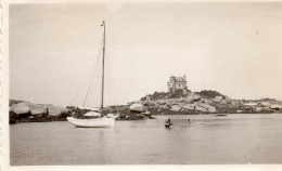 Photographie Photo Vintage Snapshot  Bateau Small Boat YATCH LE MEG à Situer  - Lieux