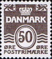 Danemark Poste N** Yv: 564A Mi:572 Postfrimærke Chiffre Sous Couronne - Nuevos