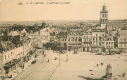 02 SAINT-QUENTIN. Beffroi Sur La Grand Place. Racing Club Et Café Du Midi - Saint Quentin