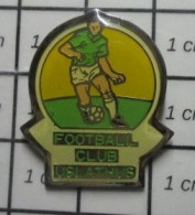 912c Pin's Pins : BEAU ET RARE : SPORTS / CLUB FOOTBALL US LATHUS VIENNE - Football