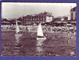 33 - ARCACHON - PLAGE - ANIMEE - VOILIER -  - Arcachon