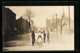 Foto-AK Newport, KY, Flood 1913, Central Ave.  - Sonstige & Ohne Zuordnung