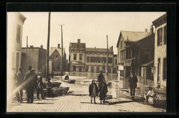 Foto-AK Newport, KY, Eighth-Street, Flood 1913, Hochwasser  - Autres & Non Classés