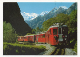 46926 BRIGUE-VIÈGE-ZERMATTBAHN   GLACIER-EXPRESS DANS LE MATTERTAL - WEISSHORN,BRUNEGGHON , BISHORN - Trains