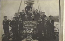 Photo CPA Deutsches Kriegsschiff, SMS Undine, Seeleute An Deck 1910 - Autres & Non Classés