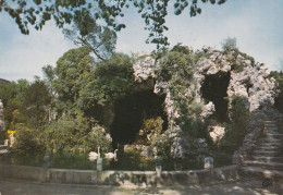 CPM. AVIGNON .798. LA GROTTE DU ROCHER DES DOMS .  CARTE NON ECRITE - Avignon