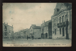 55 - REVIGNY-SUR-ORNAIN - L' HOTEL DE VILLE ET RUE DE BAR-LE-DUC - EDITEUR POUPART - Revigny Sur Ornain