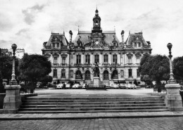 CPSM  VANNES - L'Hôtel De Ville. - Vannes