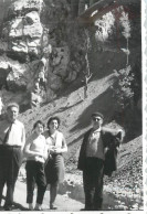 Anonymous Persons Souvenir Photo Social History Format Ca. 6 X 9 Cm Friends Mountain Hike - Anonymous Persons
