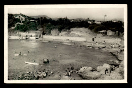 83 - SANARY-SUR-MER - LA PLAGE DE PORT ISSOL - Sanary-sur-Mer