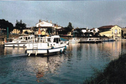 01 - Ain  -  PONT  De VAUX - Port De Plaisance - Pont-de-Vaux