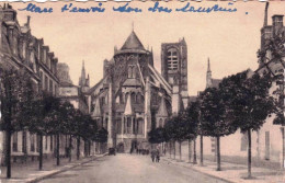 18 - Cher -  BOURGES  -  Boulevard De Strasbourg Et Abside De La Cathedrale - Bourges
