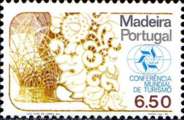 Madère Poste N** Yv: 72 Mi:67 Conferencia Mundial De Turismo - Madère