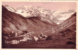 65 - Hautes Pyrénées -  GAVARNIE -  Le Village Et Le Cirque - Gavarnie