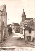 TREIGNAC (19) Place De L'Eglise  CPSM GF - Treignac